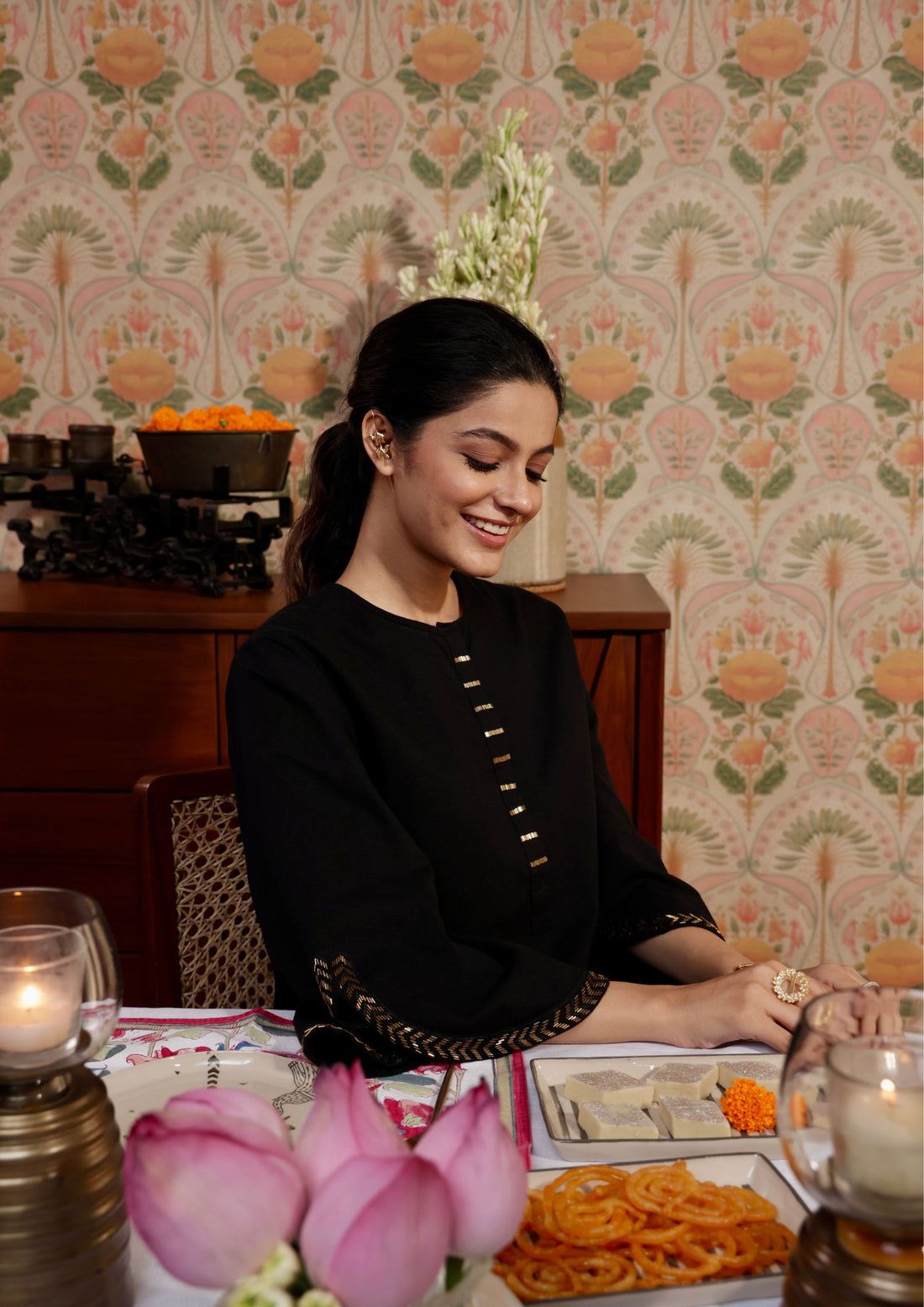 NOOR BLACK KURTA AND PANT