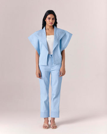 BLUE CREST JACKET WITH DAY BLUE PANT
