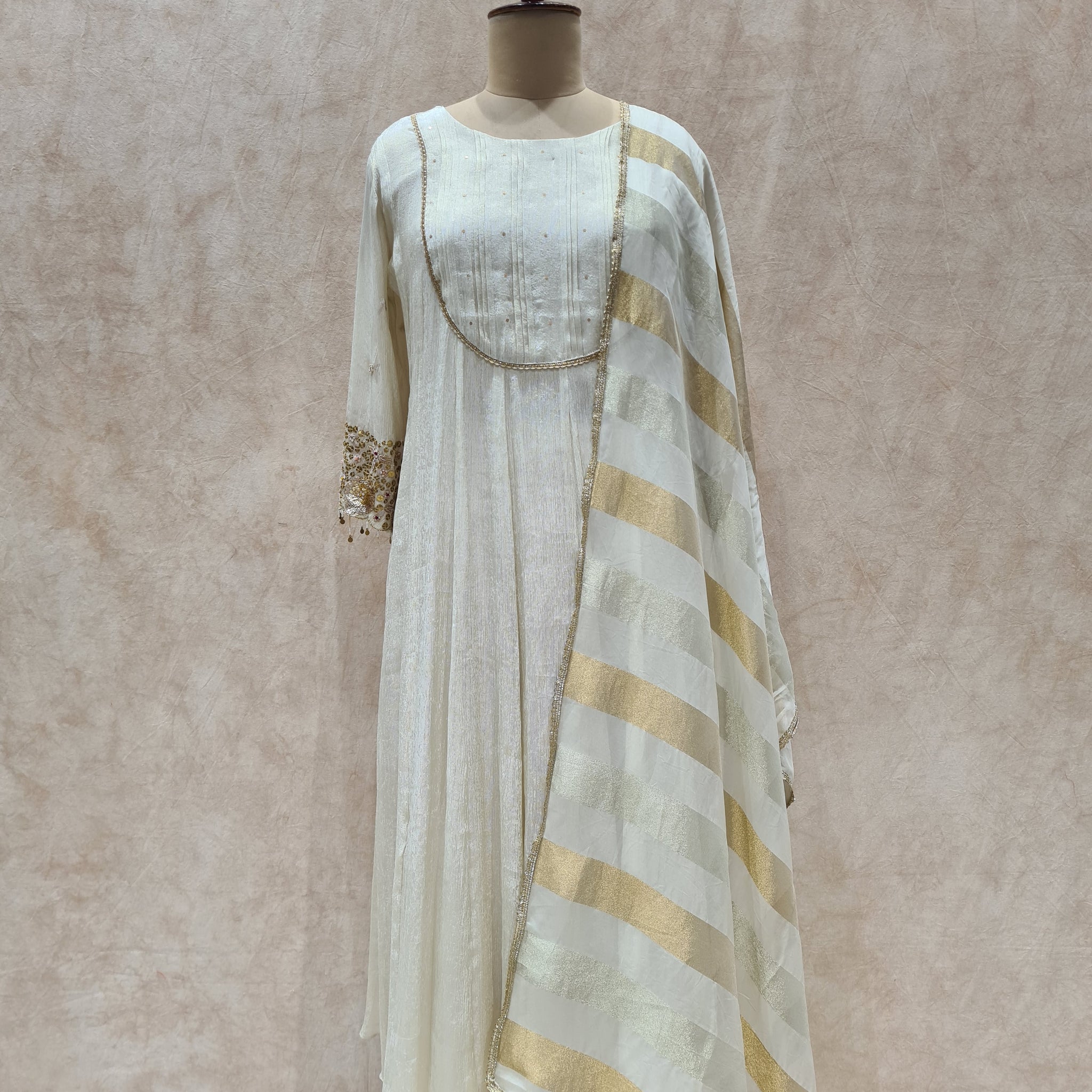 Mul Chanderi White Kurta Suit Set