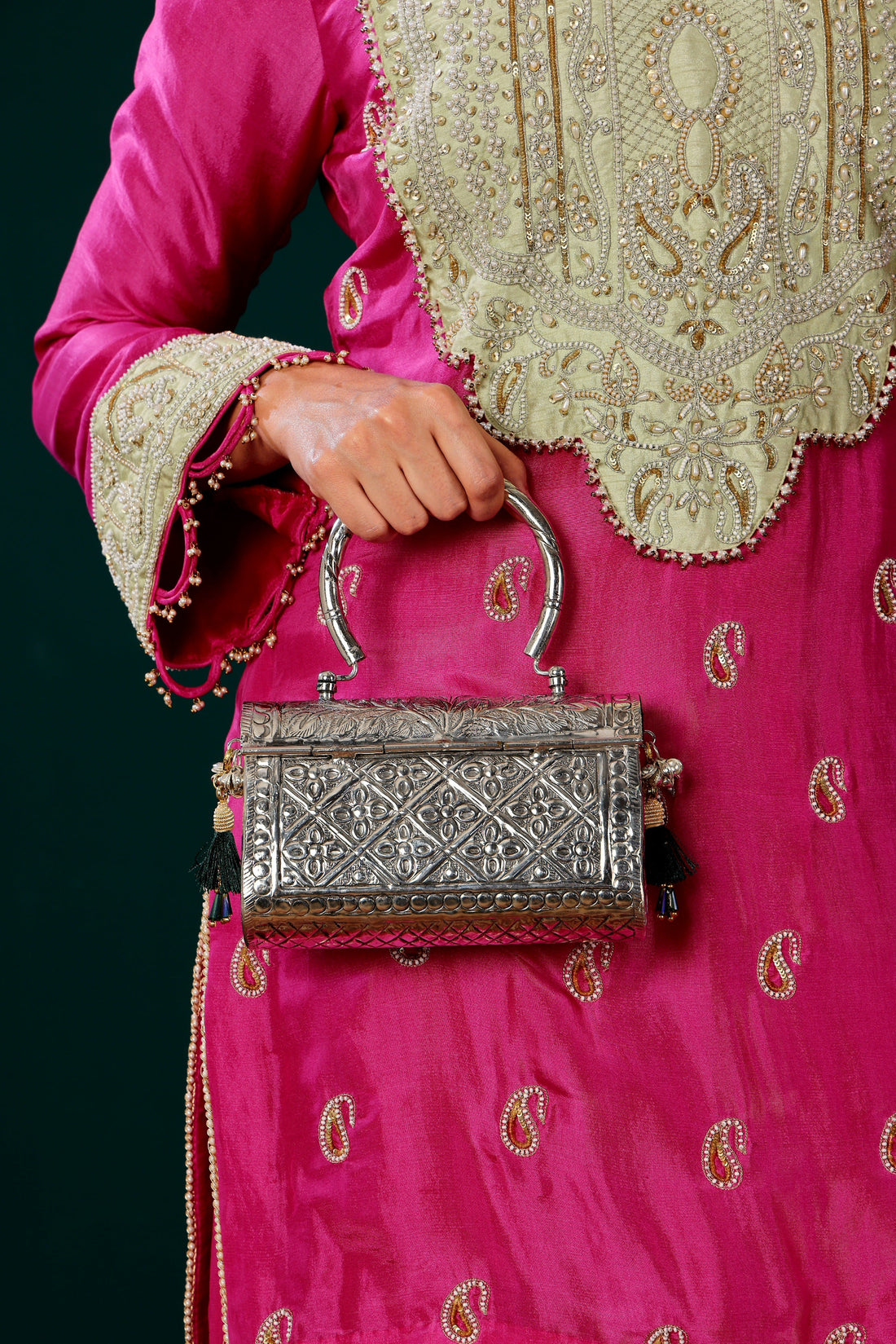 Advika Bag In Silver