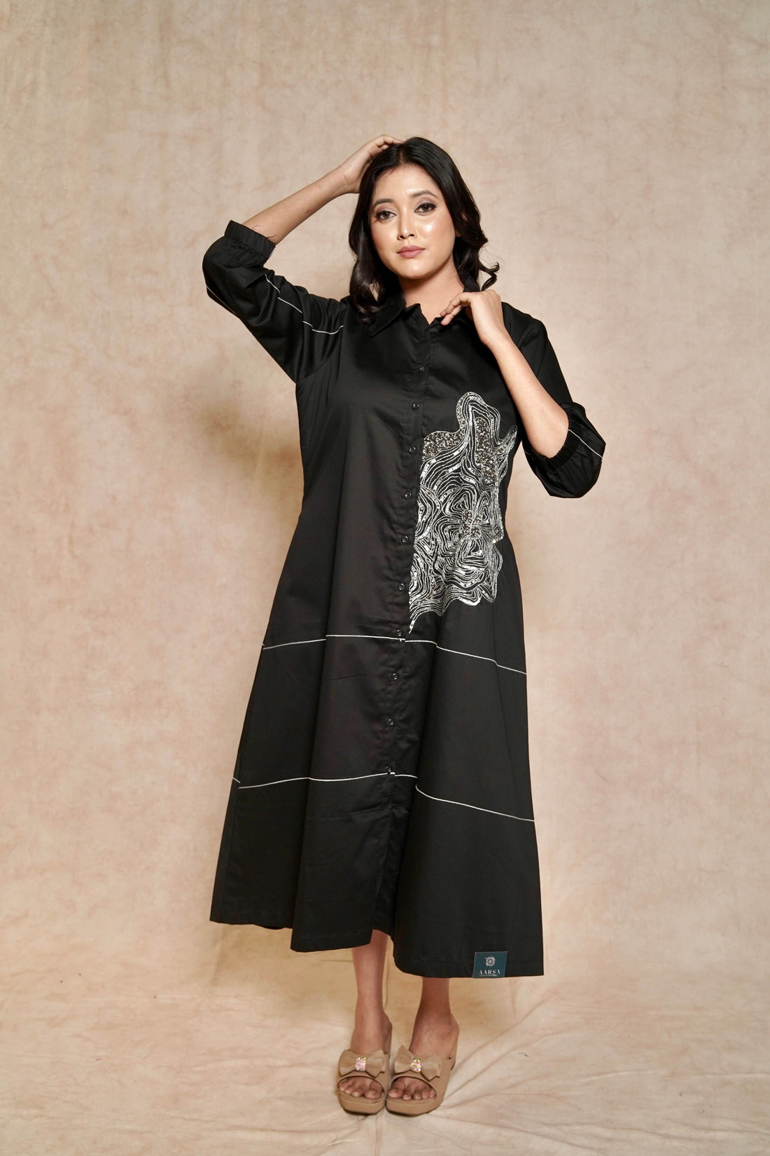 front-view-elegant-black-dress-for-casual-wear