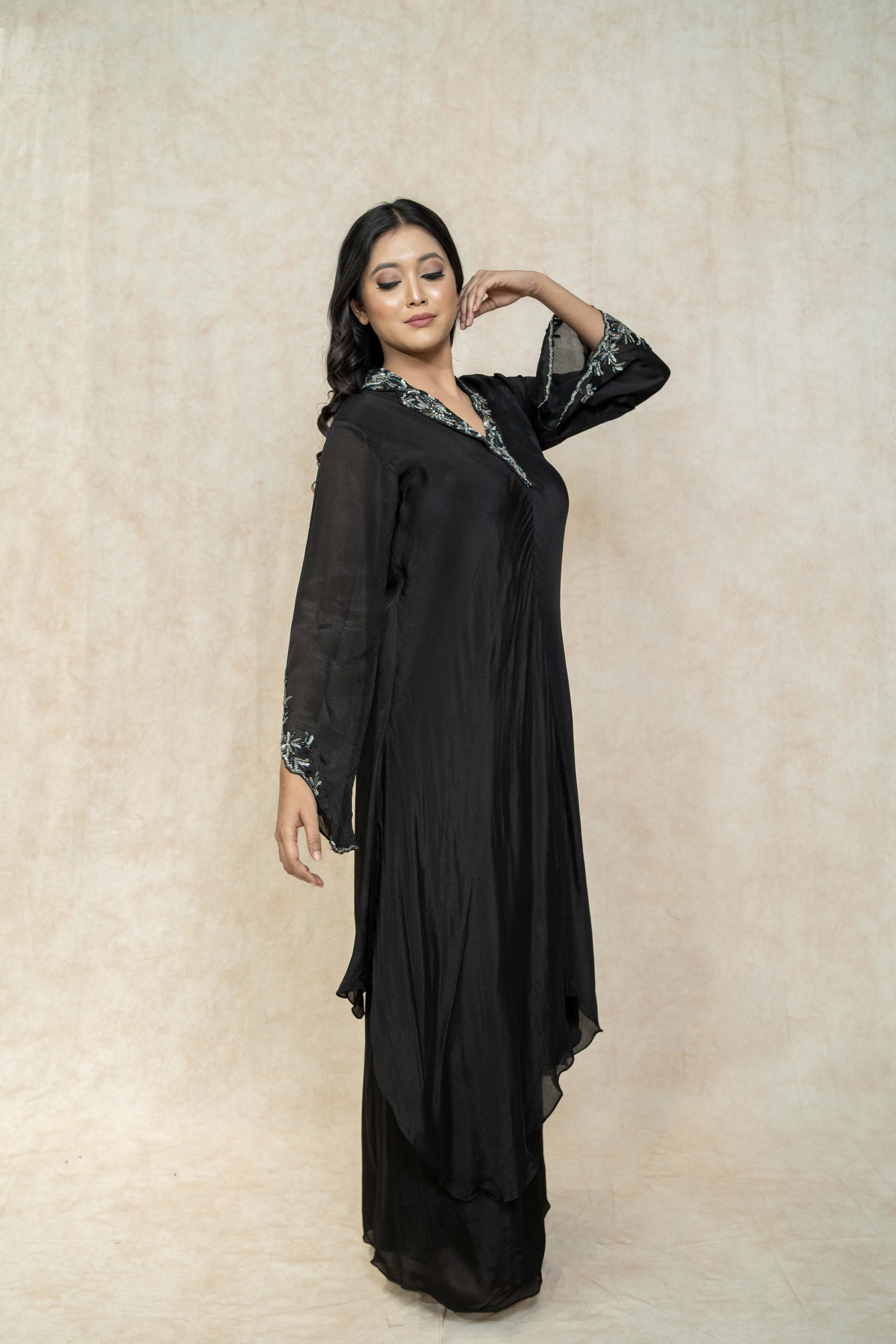 full-side-view-black-kurta-palazzo-set-for-women