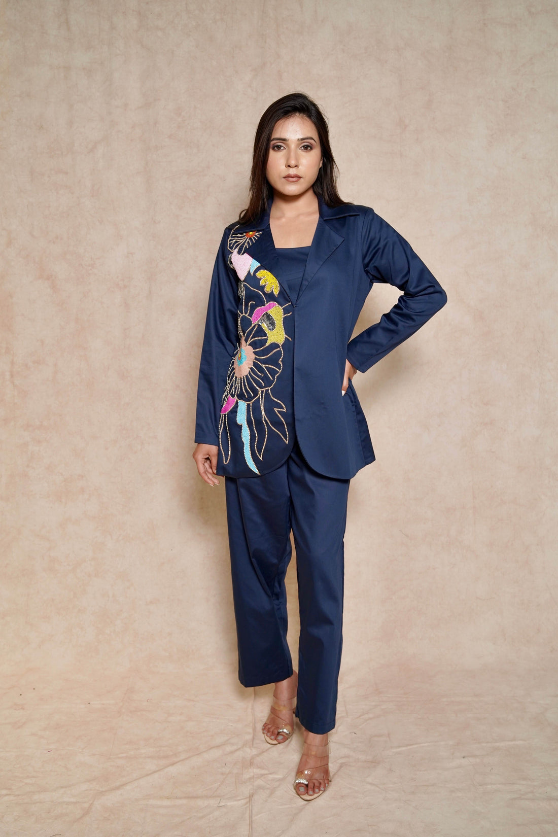 full-view-navy-blue-pant-suit-set-with-floral-hand-work