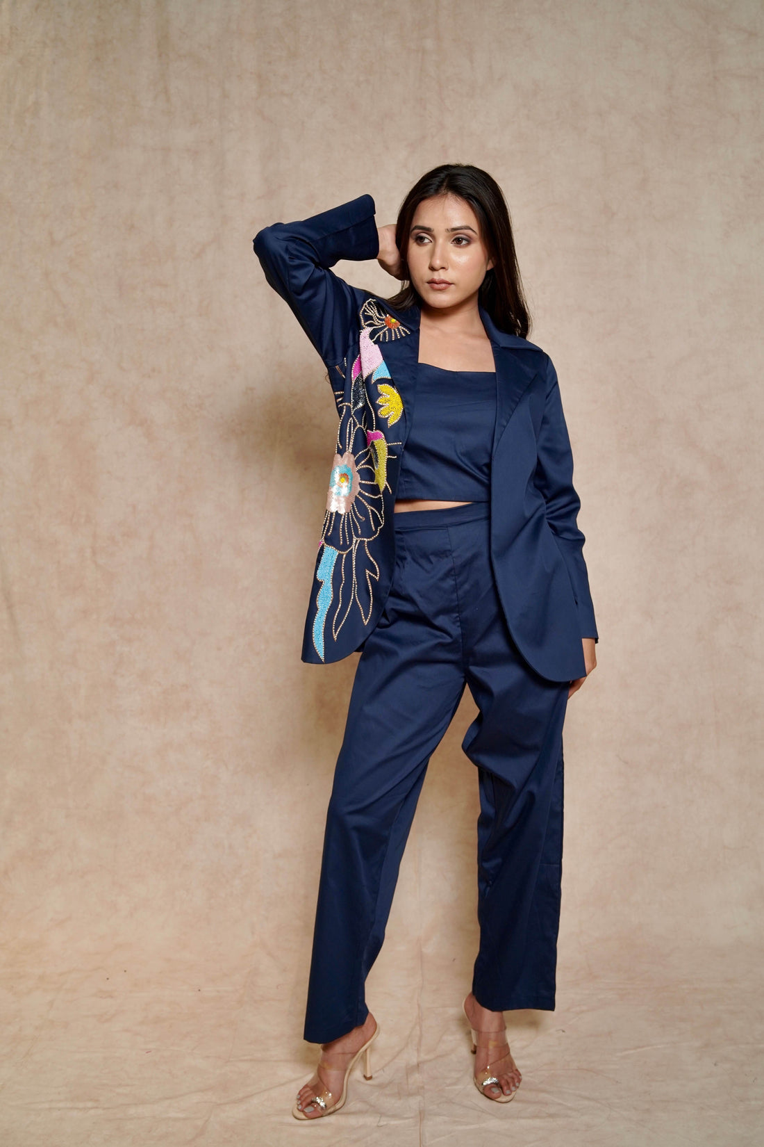 full-view-navy-blue-pant-suit-set-with-floral-hand-work
