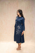 Navy blue midi kurta with elegant floral embroidery