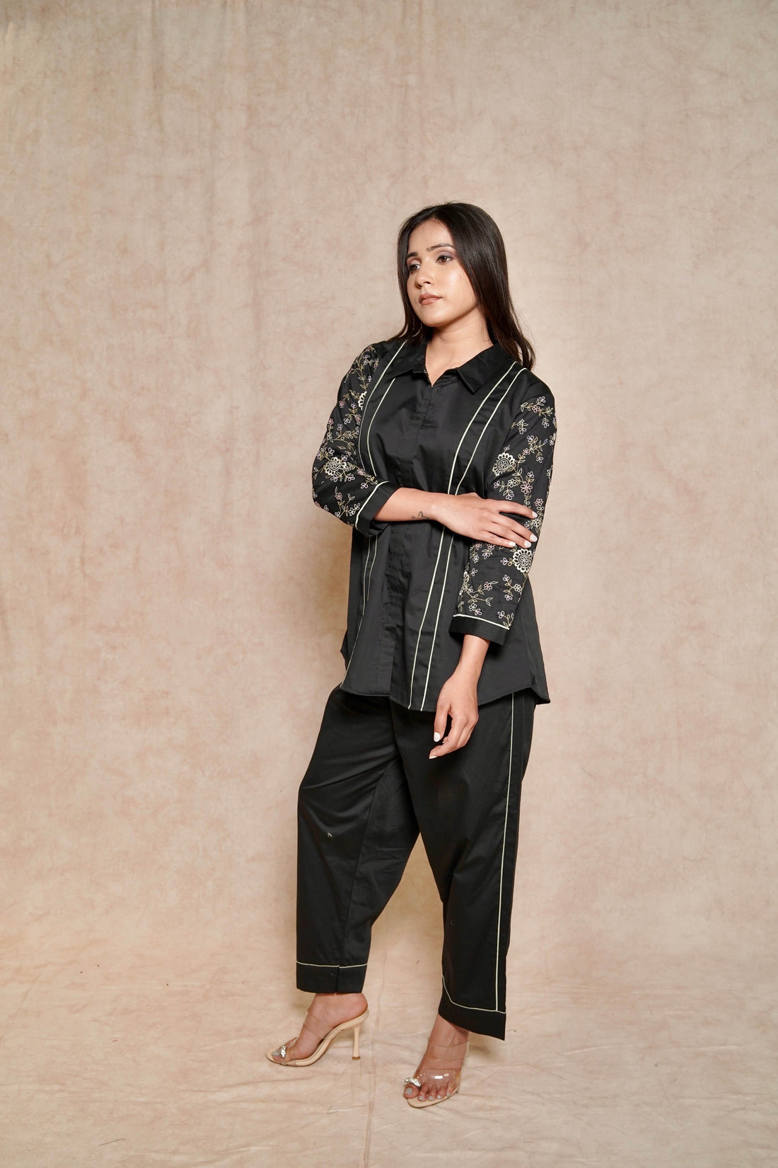front-view-black-co-ord-set-for-women